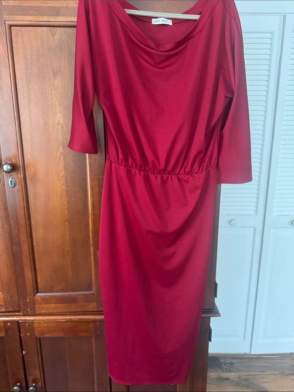 Grace K Elegant Red Midi Dress with Scoop Neck